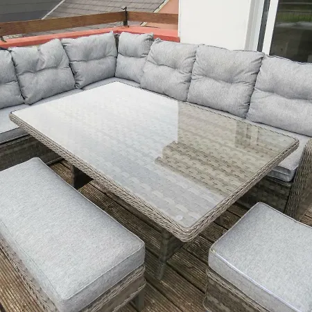 ♣ Center Of Town 3br House ♣ Free Parking